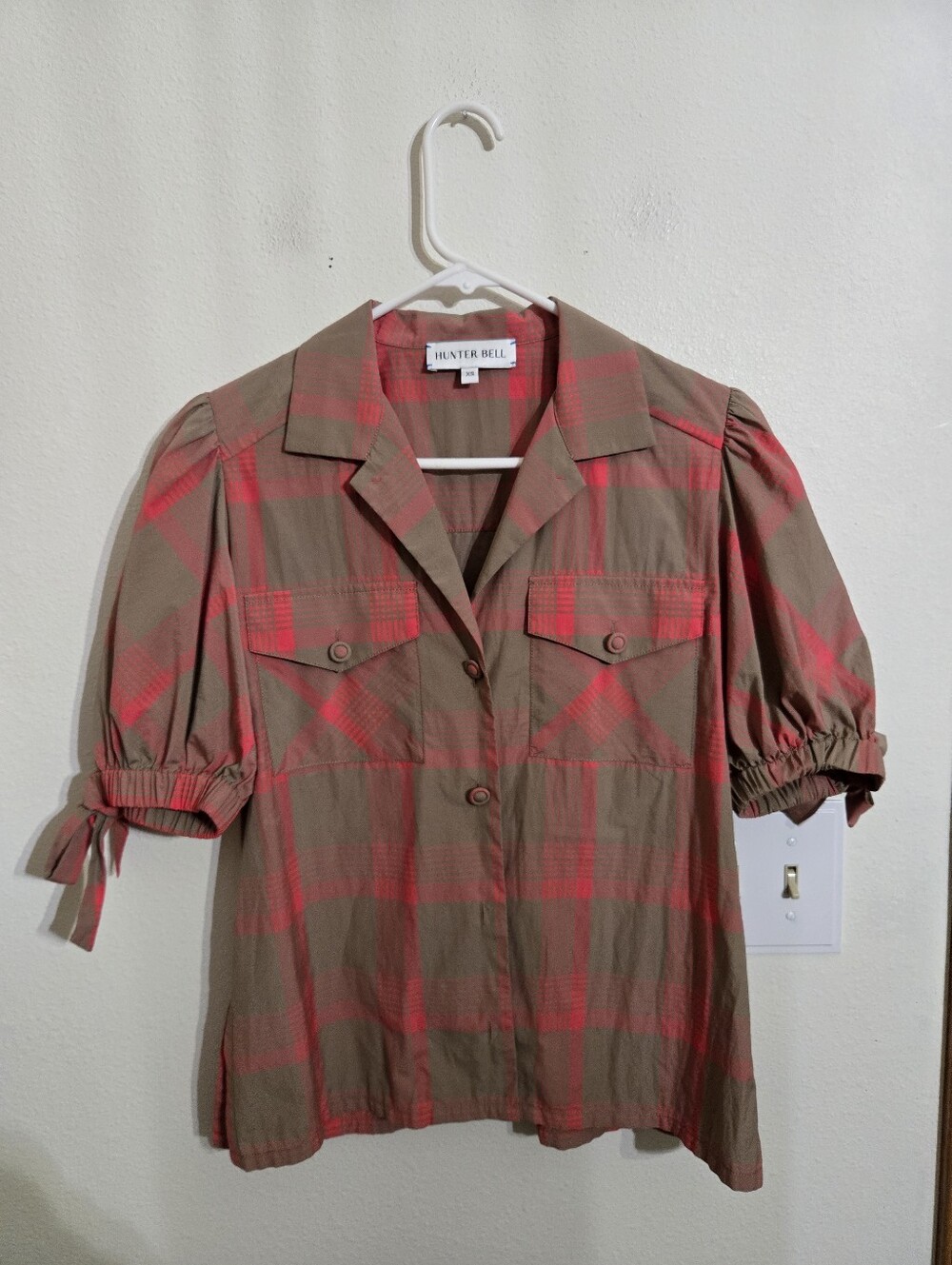 HUNTER BELL Brown and Coral Plaid Button-Front Puff Sleeve Shirt